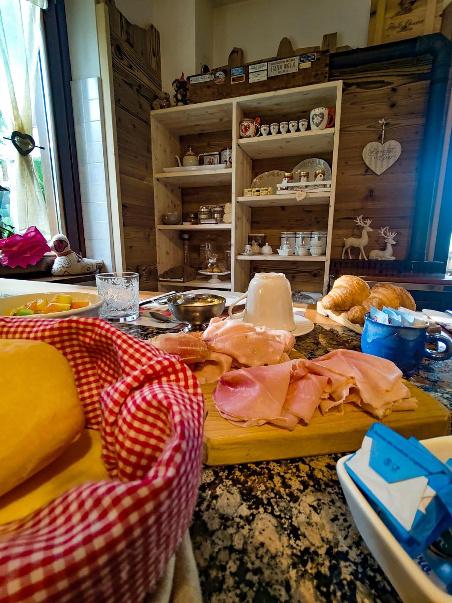 La Cri Bed & Breakfast Giustino Exterior photo